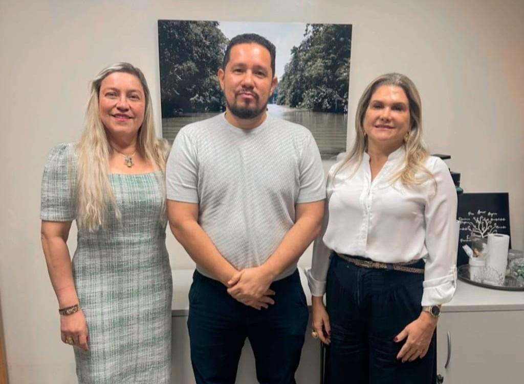 Promotoria da Infância e COMDAC debatem medidas como a capacitação contínua dos profissionais e a revisão de protocolos de atendimento